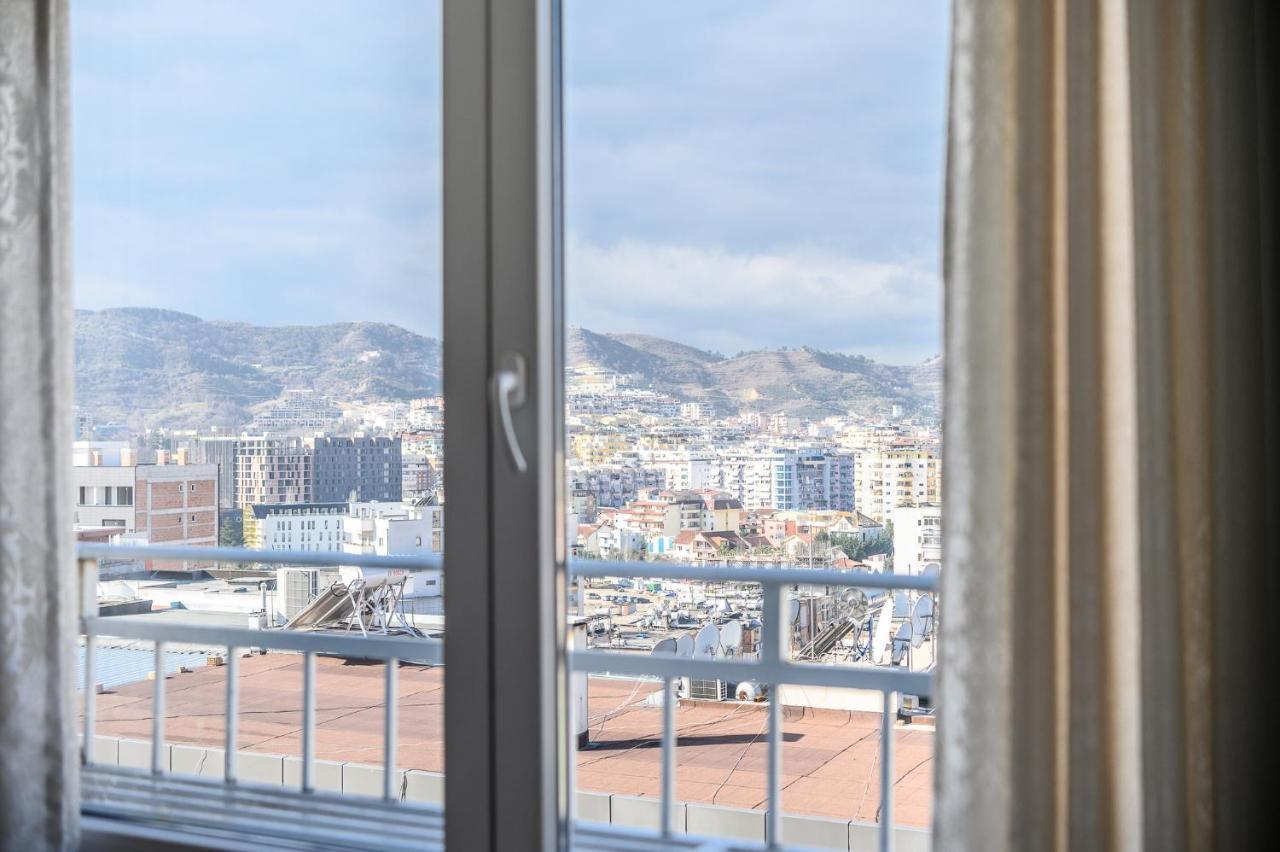 Miku Apartments-Luxury City View At Wilson Square Tirana Exterior foto